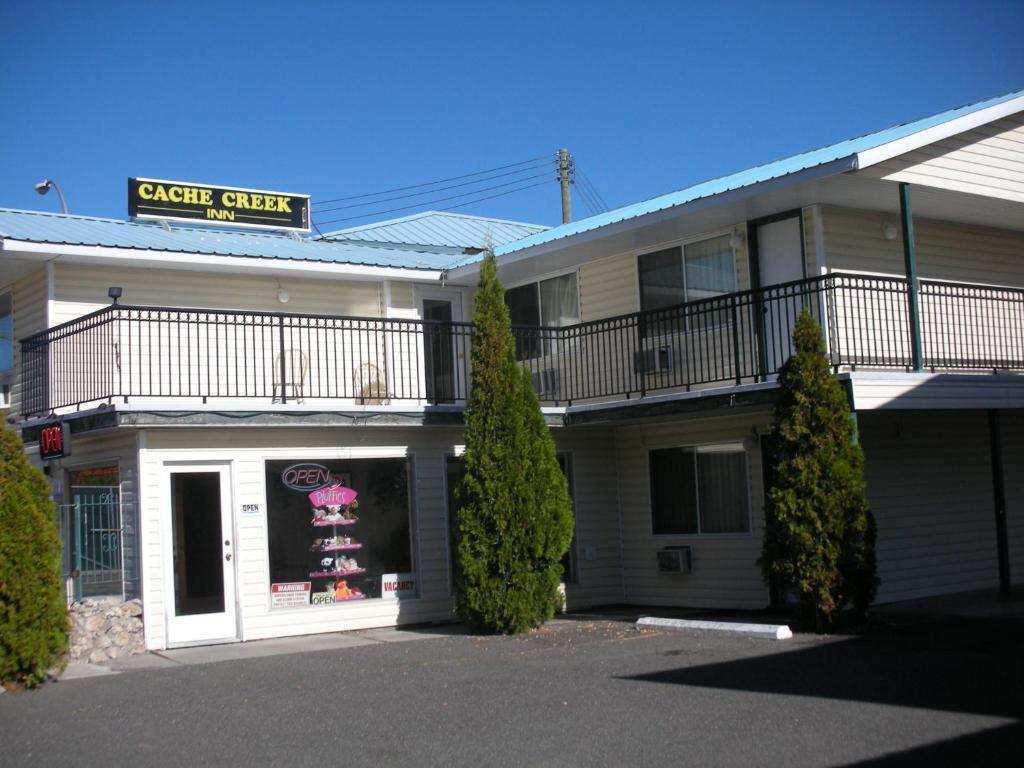 Cache Creek Inn Exteriér fotografie