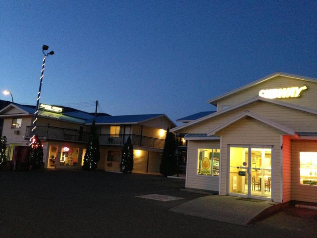 Cache Creek Inn Exteriér fotografie