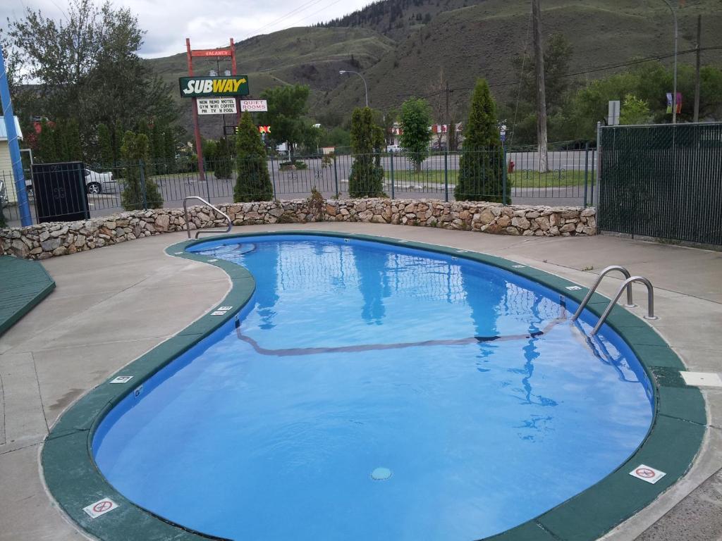 Cache Creek Inn Exteriér fotografie