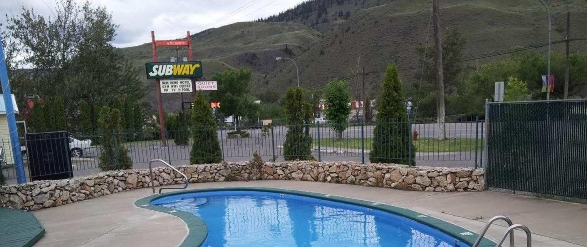 Cache Creek Inn Exteriér fotografie